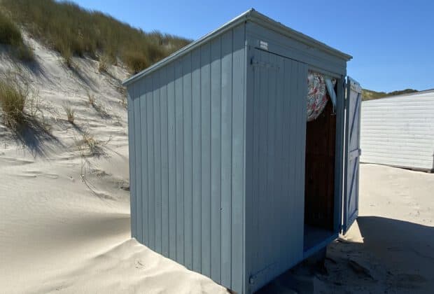 strandhuisje zeeland ljus bla