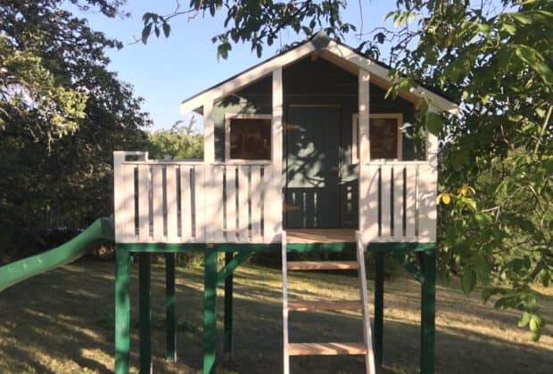 Speelhuisje voor kinderen in Zweeds blauw (bohus)