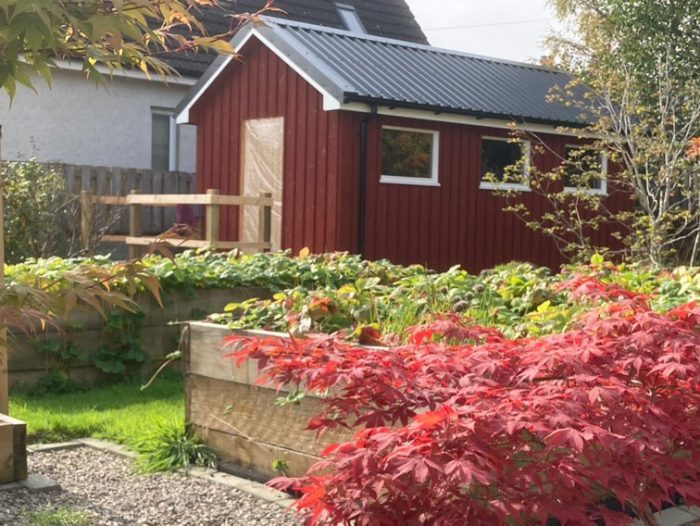 Tuinhuis in Zweeds rood