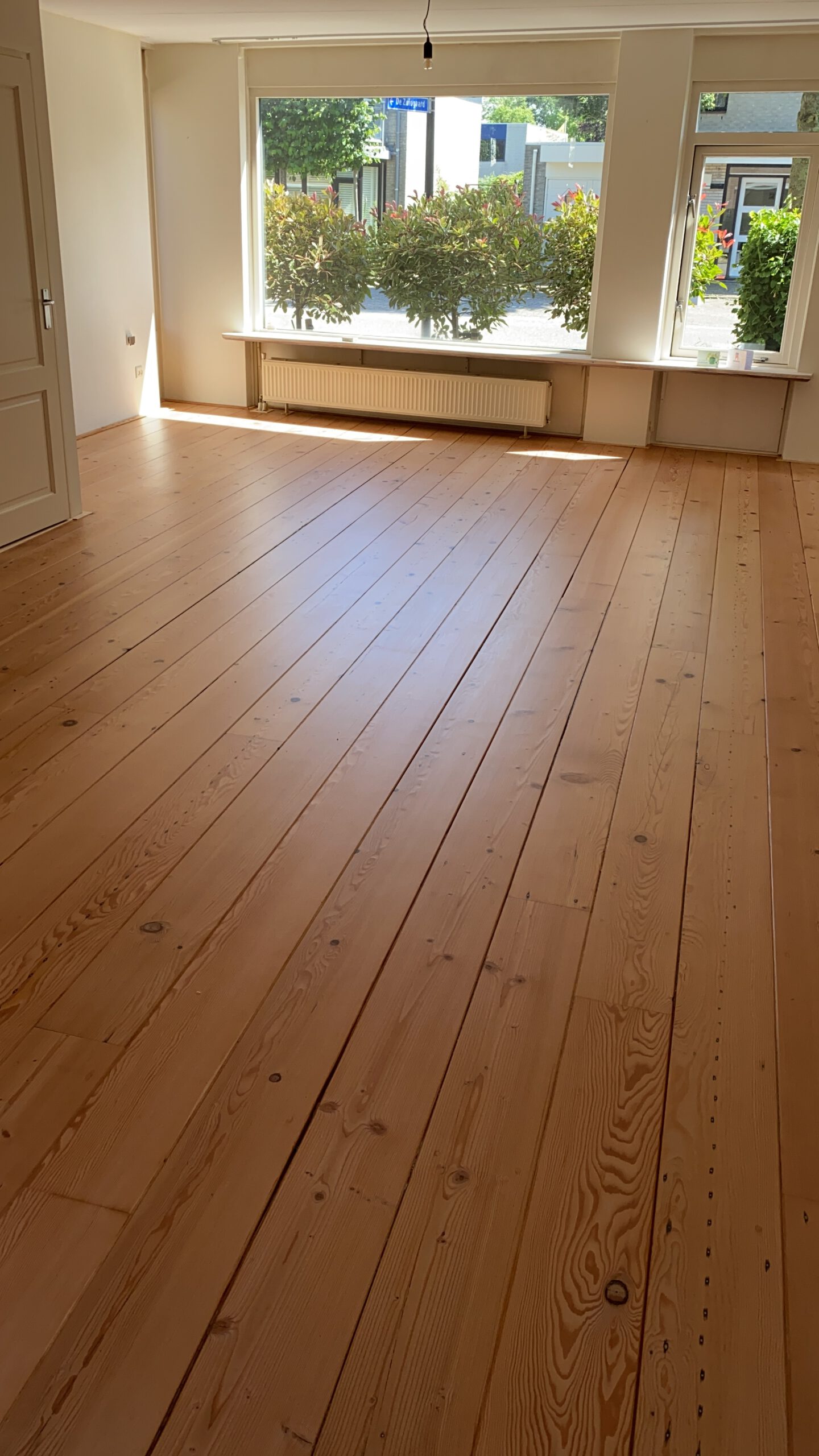 hoe vaak Verscherpen Productie Zelf uw houten vloer lakken | Ecologsiche matte vloerlak