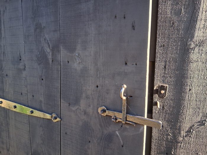hout zwart verven